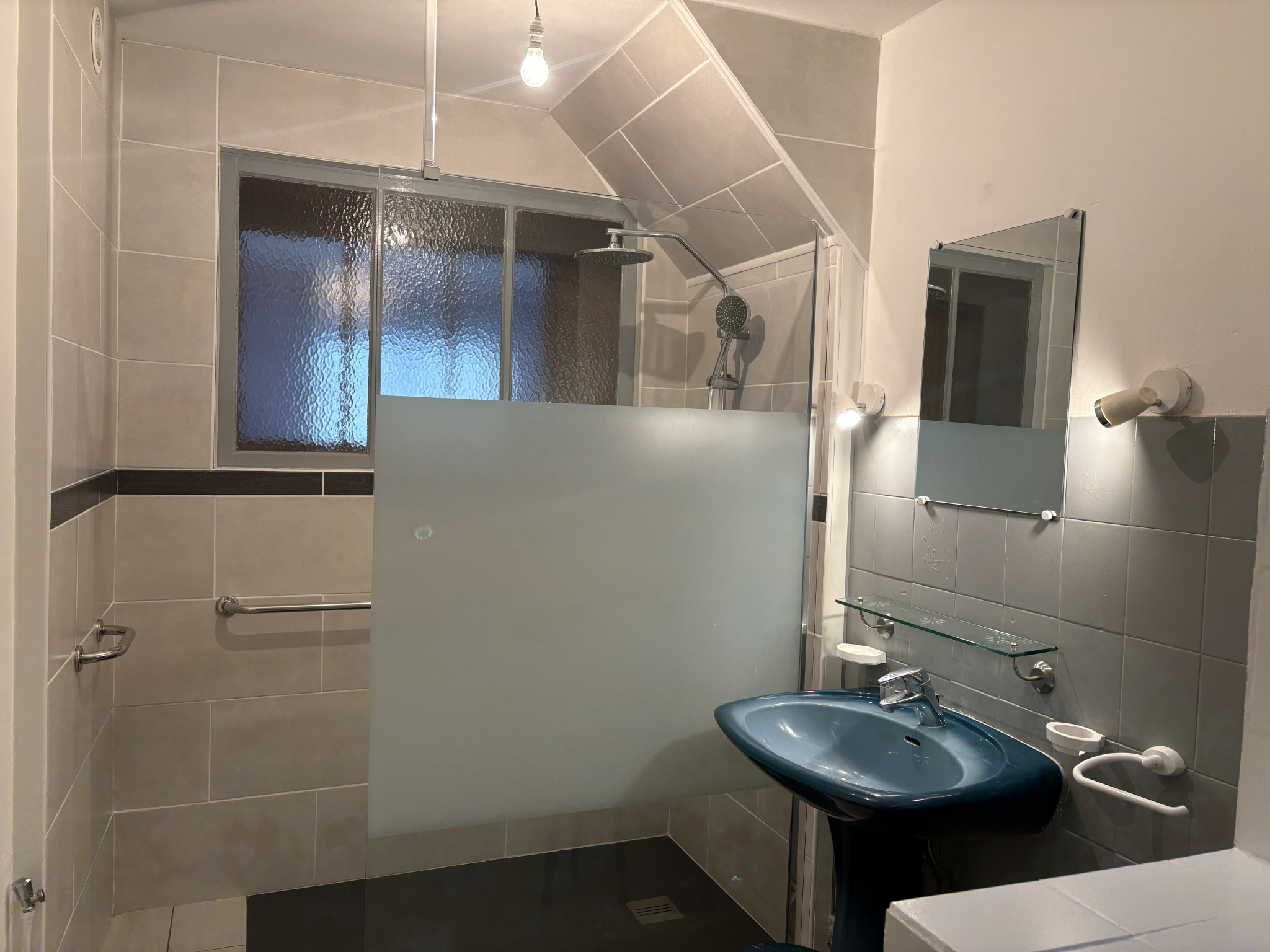 1db390e9.jpg