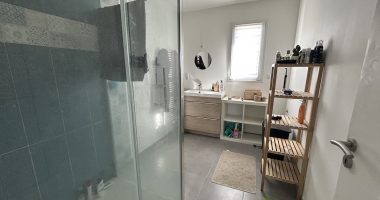 37505012.jpg