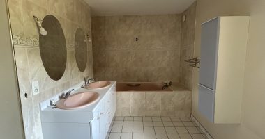 6ba81f47.jpg